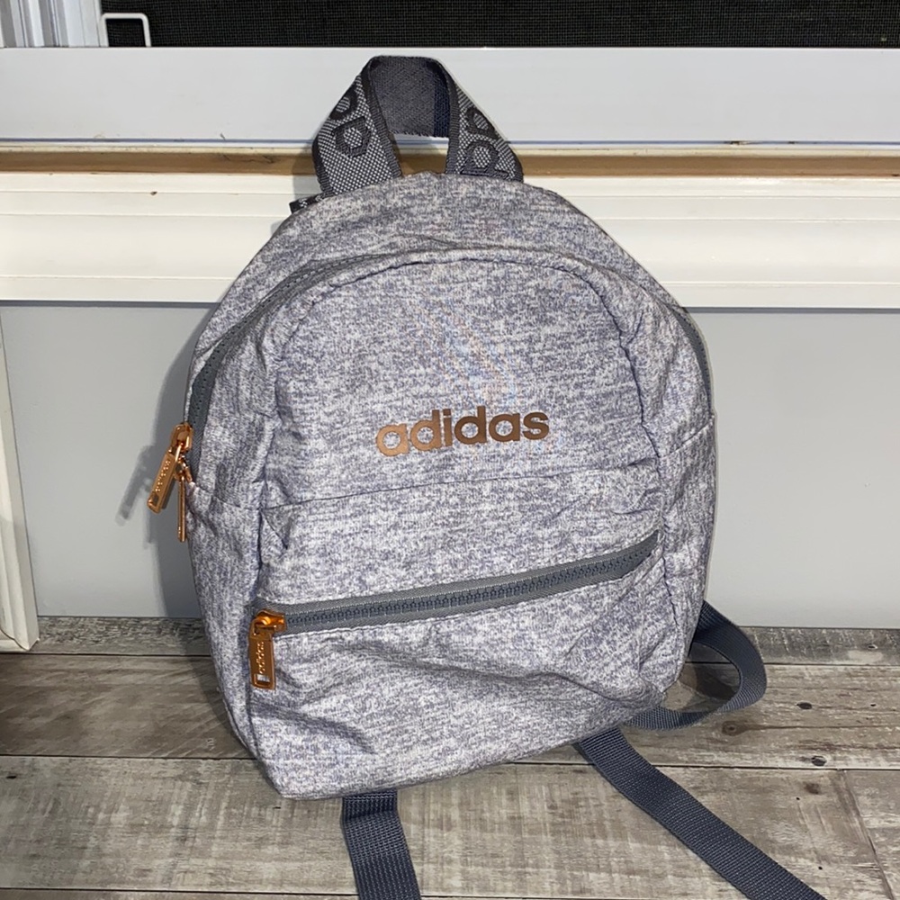 Adidas ✨ Mini back pack